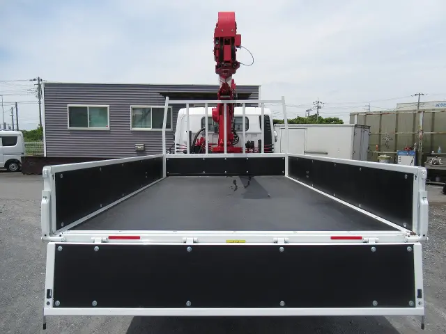 三菱 キャンター 2RG-FEB80(2WD)の写真3