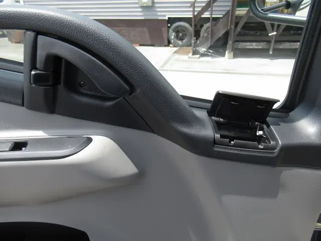 三菱 キャンター 2RG-FEB80(2WD)の写真14