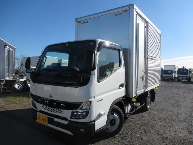 三菱 キャンター 2RG-FBA20(2WD)の写真1