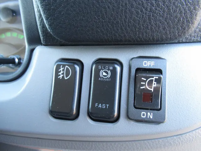 三菱 キャンター 2RG-FBA20(2WD)の写真7