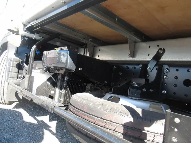 三菱 キャンター 2RG-FBA20(2WD)の写真23
