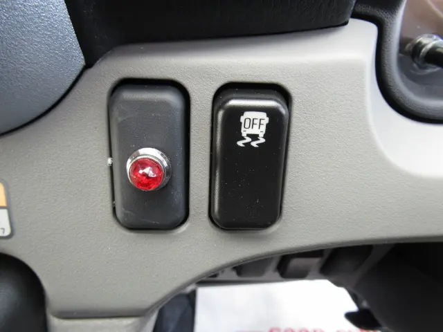 三菱 キャンター 2RG-FEB80(2WD)の写真9