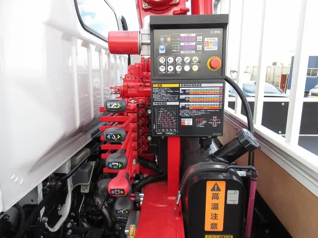 三菱 キャンター 2RG-FEB80(2WD)の写真21