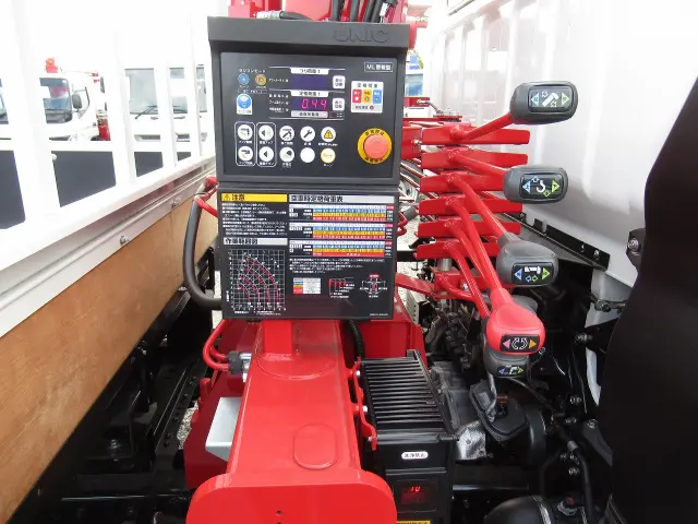 三菱 キャンター 2RG-FEB80(2WD)の写真29