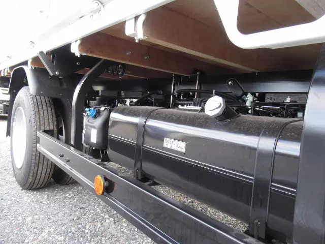 三菱 キャンター 2RG-FEB80(2WD)の写真30