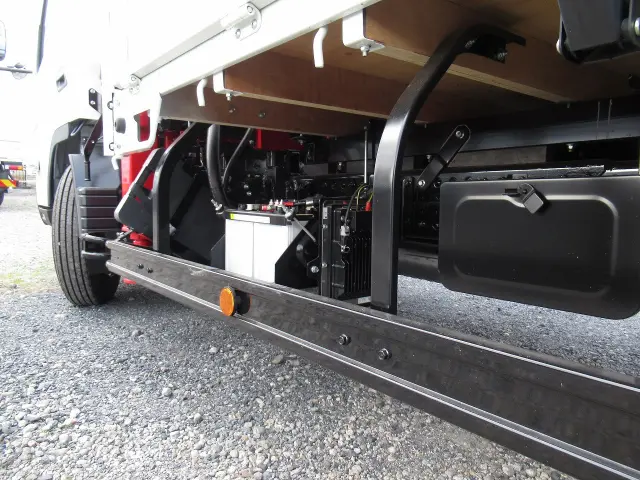 三菱 キャンター 2RG-FEB80(2WD)の写真31