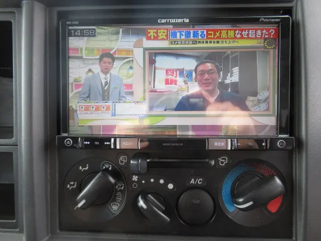 いすゞ エルフ TPG-NMR85AN(2WD)の写真9