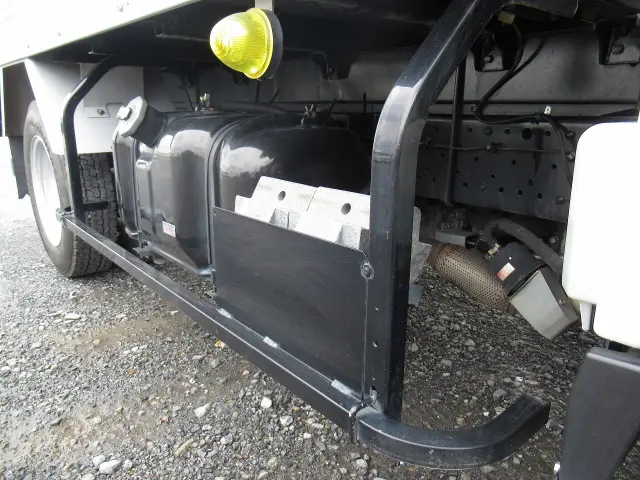 いすゞ エルフ TPG-NMR85AN(2WD)の写真22