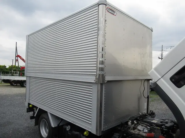 いすゞ エルフ TPG-NMR85AN(2WD)の写真30
