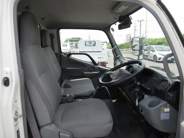 トヨタ ダイナ TKG-XZU605(2WD)の写真5