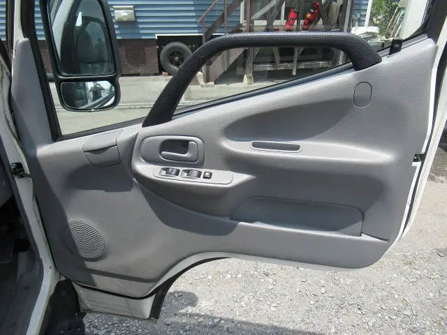 トヨタ ダイナ TKG-XZU605(2WD)の写真6