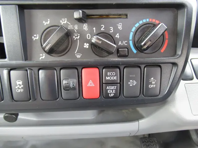 トヨタ ダイナ TKG-XZU605(2WD)の写真12