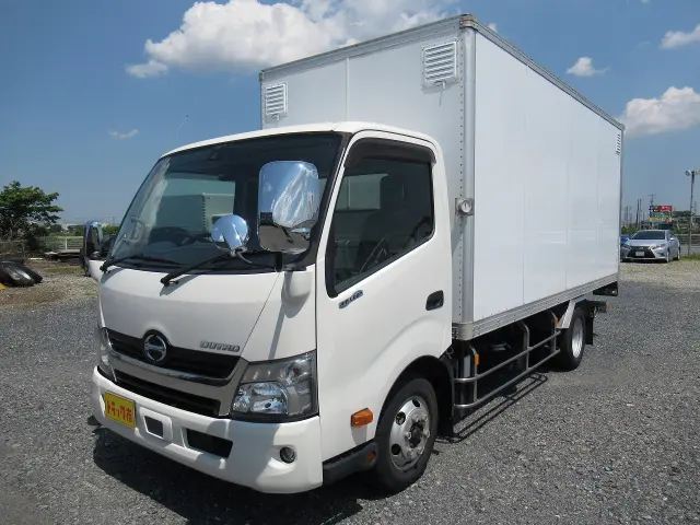 日野 デュトロ TPG-XZU712M(2WD)の写真1