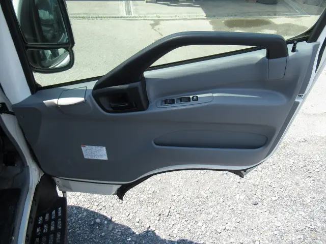 日野 デュトロ TPG-XZU712M(2WD)の写真6