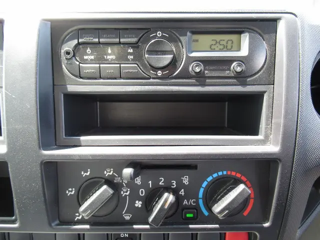 日野 デュトロ TPG-XZU712M(2WD)の写真9