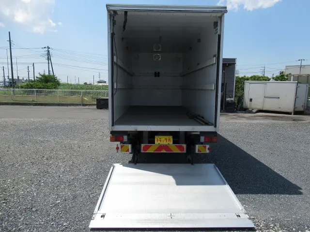 日野 デュトロ TPG-XZU712M(2WD)の写真17