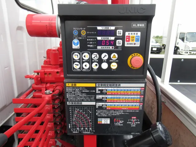 三菱 キャンター 2RG-FEAVO(2WD)の写真19