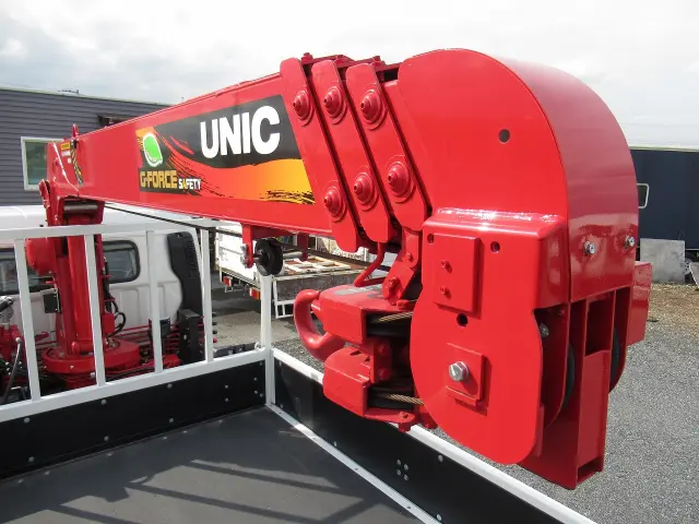 三菱 キャンター 2PG-FEB80(2WD)の写真15