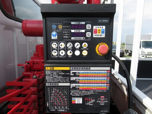 三菱 キャンター 2PG-FEB80(2WD)の写真19