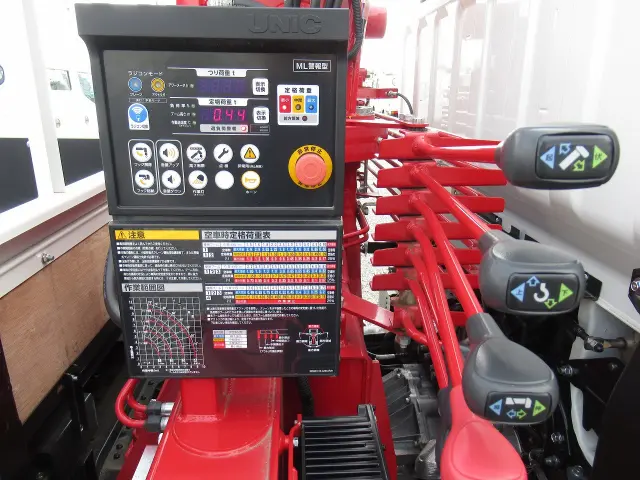 三菱 キャンター 2PG-FEB80(2WD)の写真21