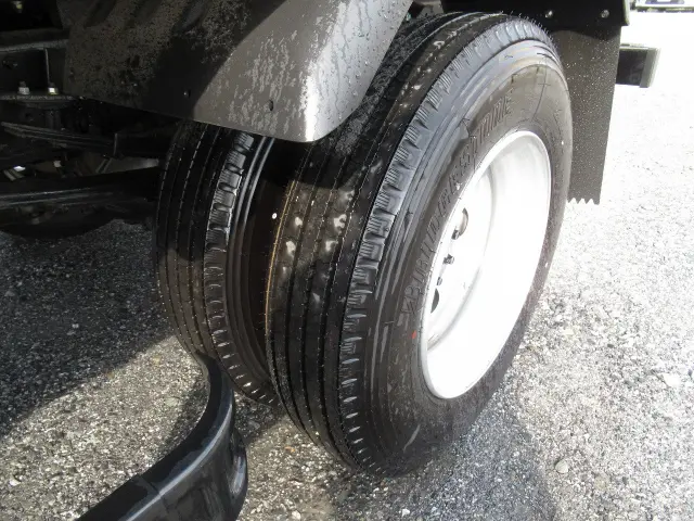 三菱 キャンター 2PG-FEB80(2WD)の写真32