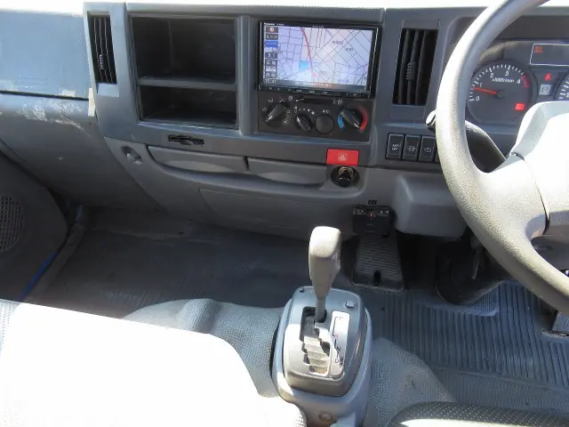 いすゞ エルフ TPG-NJR85AD(2WD)の写真11