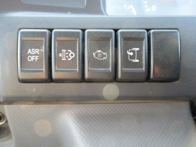 いすゞ エルフ TPG-NJR85AD(2WD)の写真12