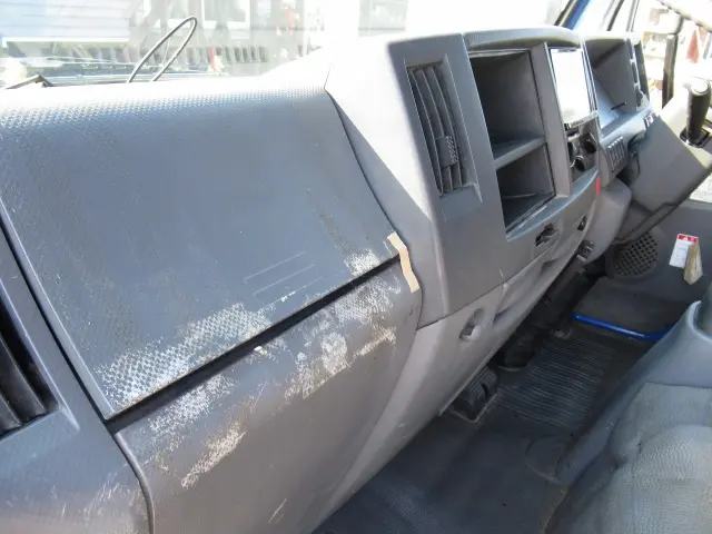 いすゞ エルフ TPG-NJR85AD(2WD)の写真15