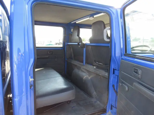 いすゞ エルフ TPG-NJR85AD(2WD)の写真17