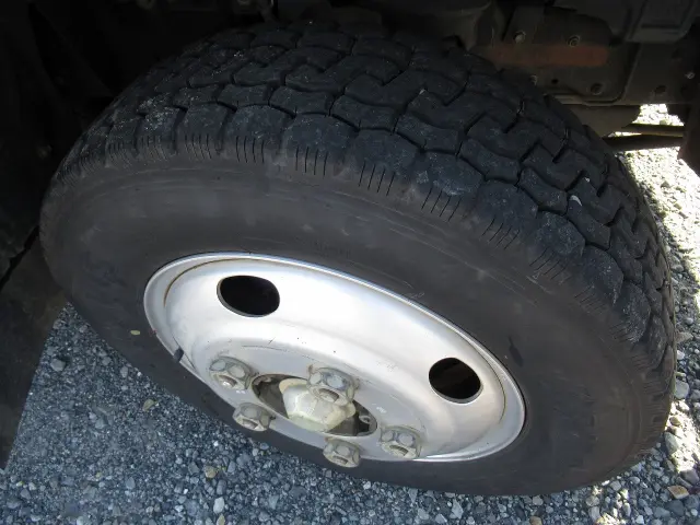 いすゞ エルフ TPG-NJR85AD(2WD)の写真30