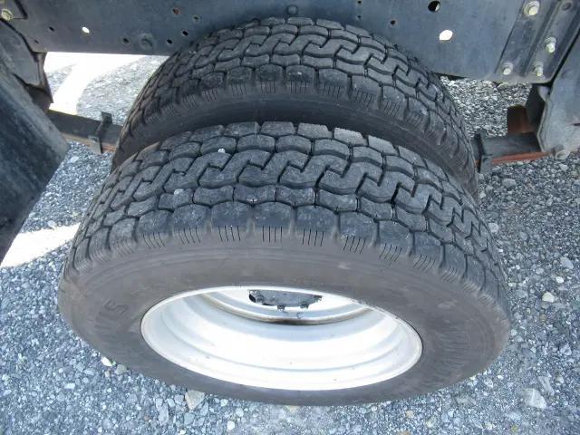 いすゞ エルフ TPG-NJR85AD(2WD)の写真31