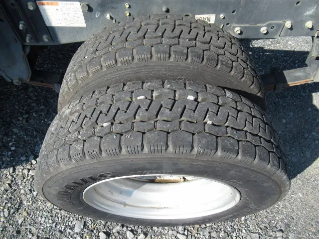 いすゞ エルフ TPG-NJR85AD(2WD)の写真33