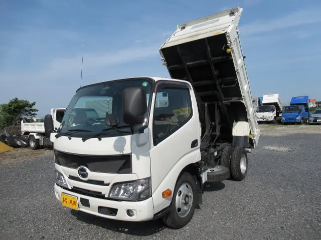 日野 デュトロ 2RG-XZU600T(2WD)の写真1