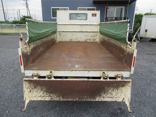 日野 デュトロ 2RG-XZU600T(2WD)の写真3