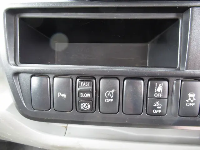 日野 デュトロ 2RG-XZU600T(2WD)の写真13