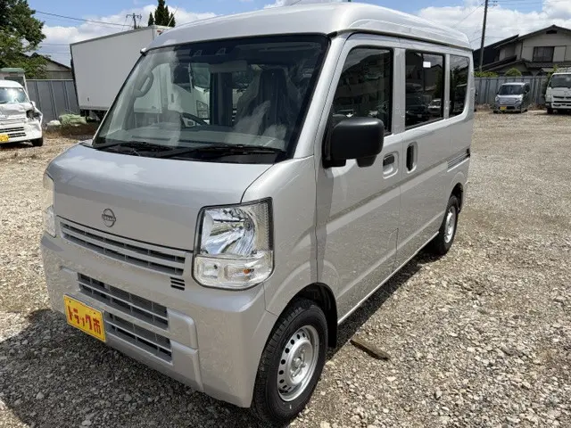 日産 クリッパーバン 5BD-DR17V(2WD)の写真1