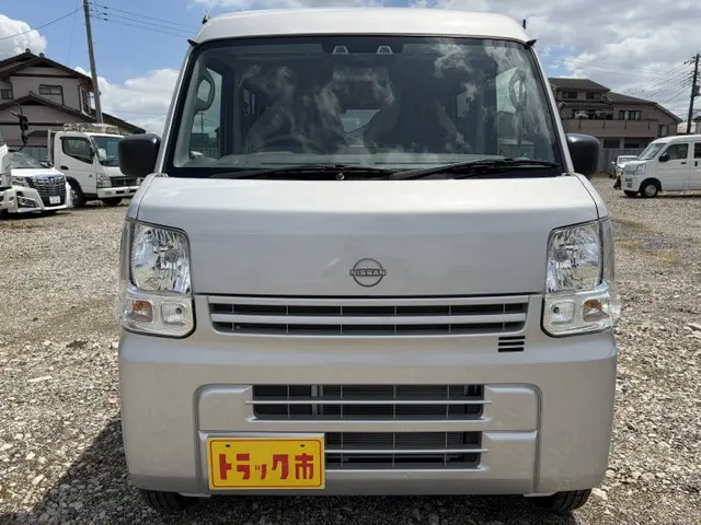 日産 クリッパーバン 5BD-DR17V(2WD)の写真2