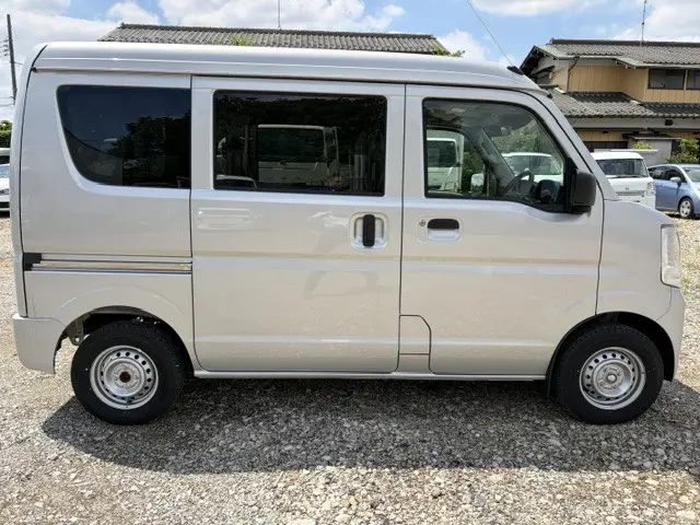 日産 クリッパーバン 5BD-DR17V(2WD)の写真7