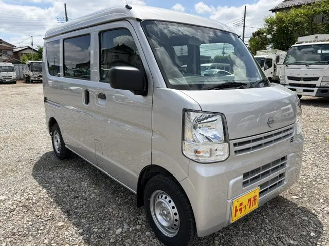 日産 クリッパーバン 5BD-DR17V(2WD)の写真8