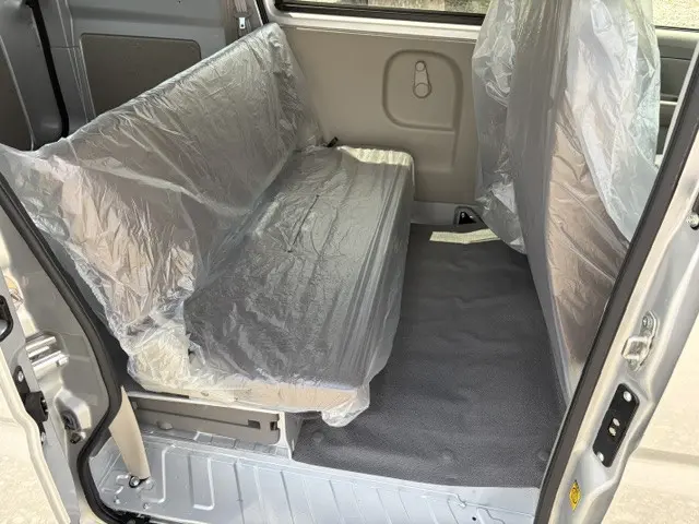 日産 クリッパーバン 5BD-DR17V(2WD)の写真10