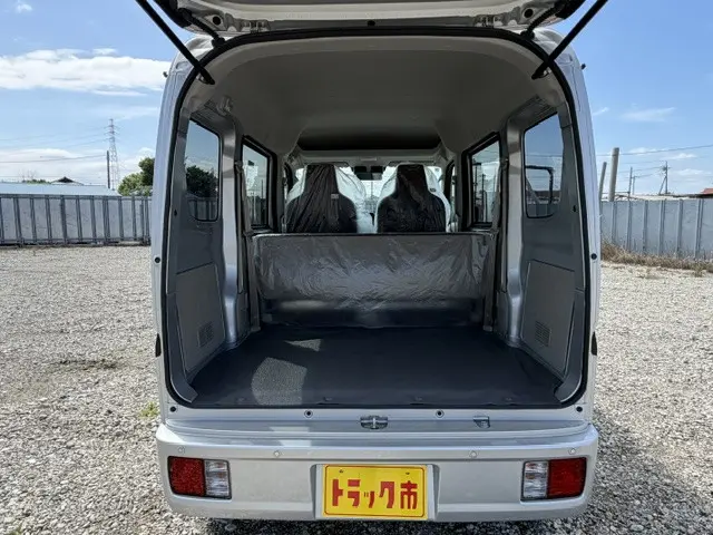 日産 クリッパーバン 5BD-DR17V(2WD)の写真9