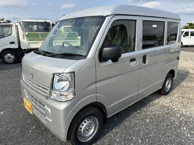 日産 クリッパーバン 5BD-DR17V(2WD)の写真1