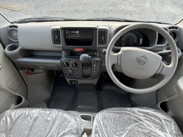 日産 クリッパーバン 5BD-DR17V(2WD)の写真12