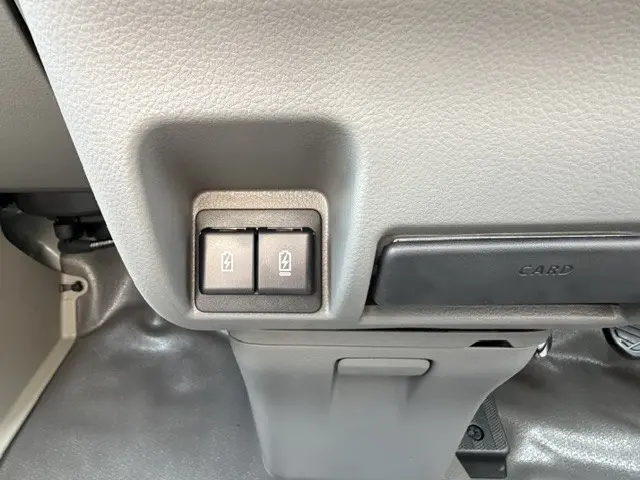 日産 クリッパーバン 5BD-DR17V(2WD)の写真15