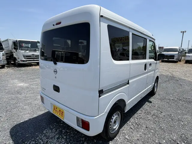 日産 クリッパーバン 5BD-DR17V(4WD)の写真6