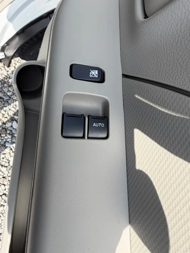 日産 クリッパーバン 5BD-DR17V(4WD)の写真16