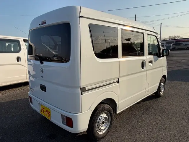 日産 クリッパーバン 5BD-DR17V(4WD)の写真7