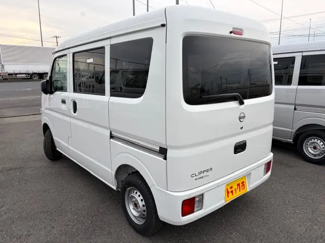 日産 クリッパーバン 5BD-DR17V(4WD)の写真8