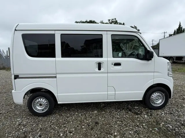 日産 クリッパーバン 5BD-DR17V(2WD)の写真7