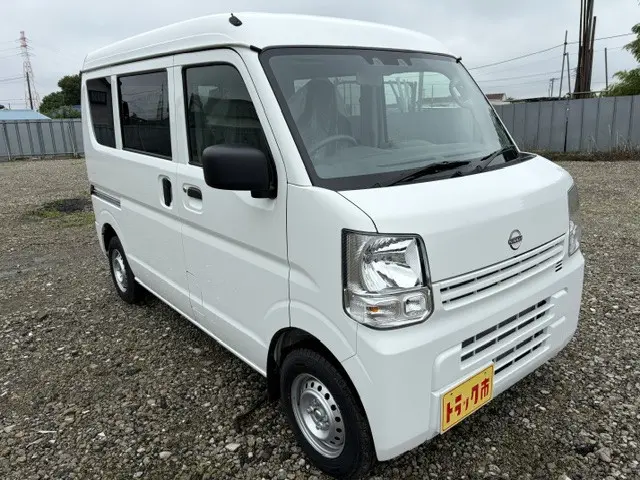 日産 クリッパーバン 5BD-DR17V(2WD)の写真8